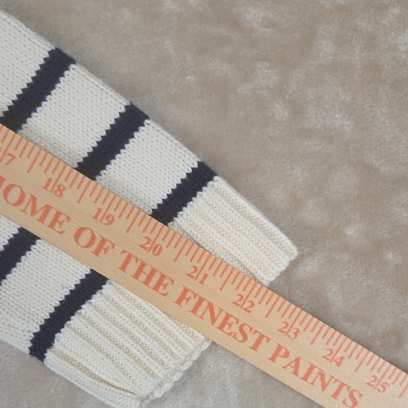 Liz Claiborne Ivory and Navy Striped Knit Top - Picture 8 of 10
